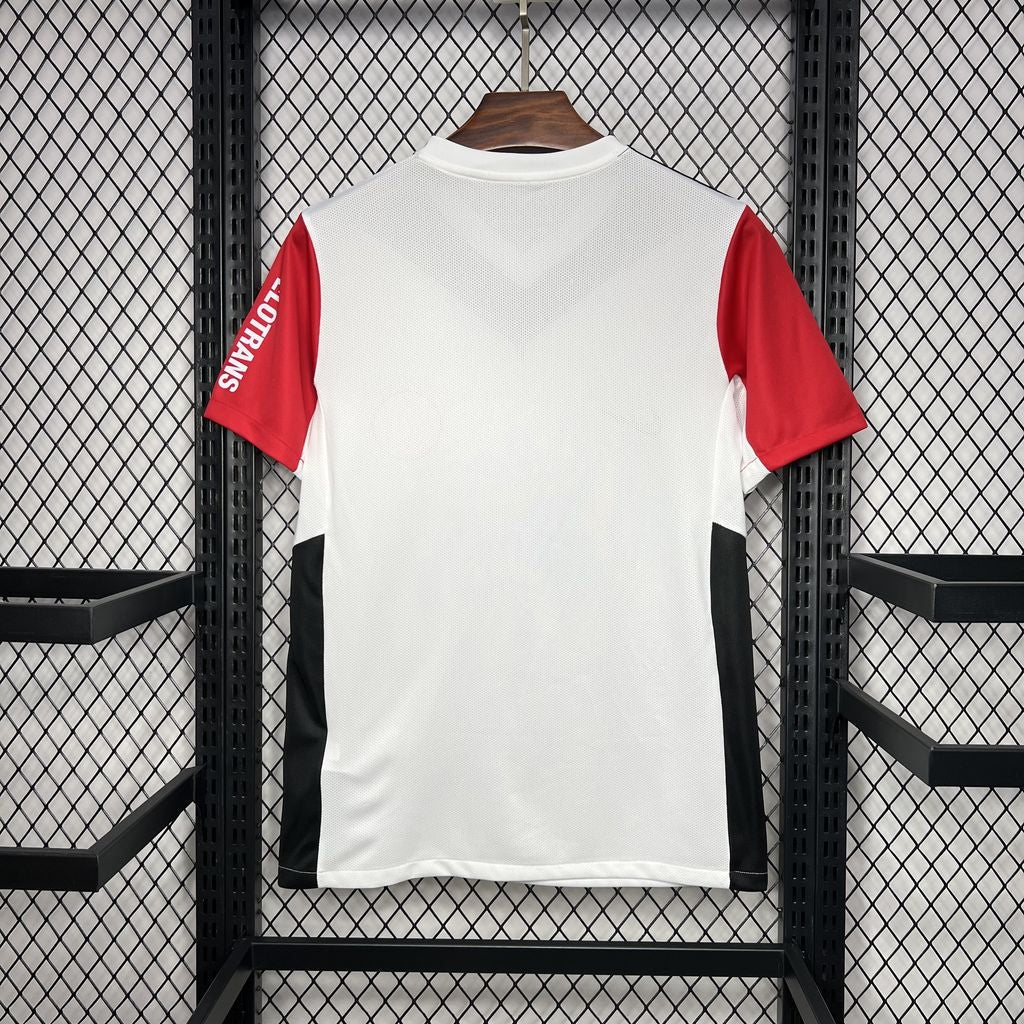 Camisa Frankfurt Home 24/25 - Nike (Torcedor) Masculina