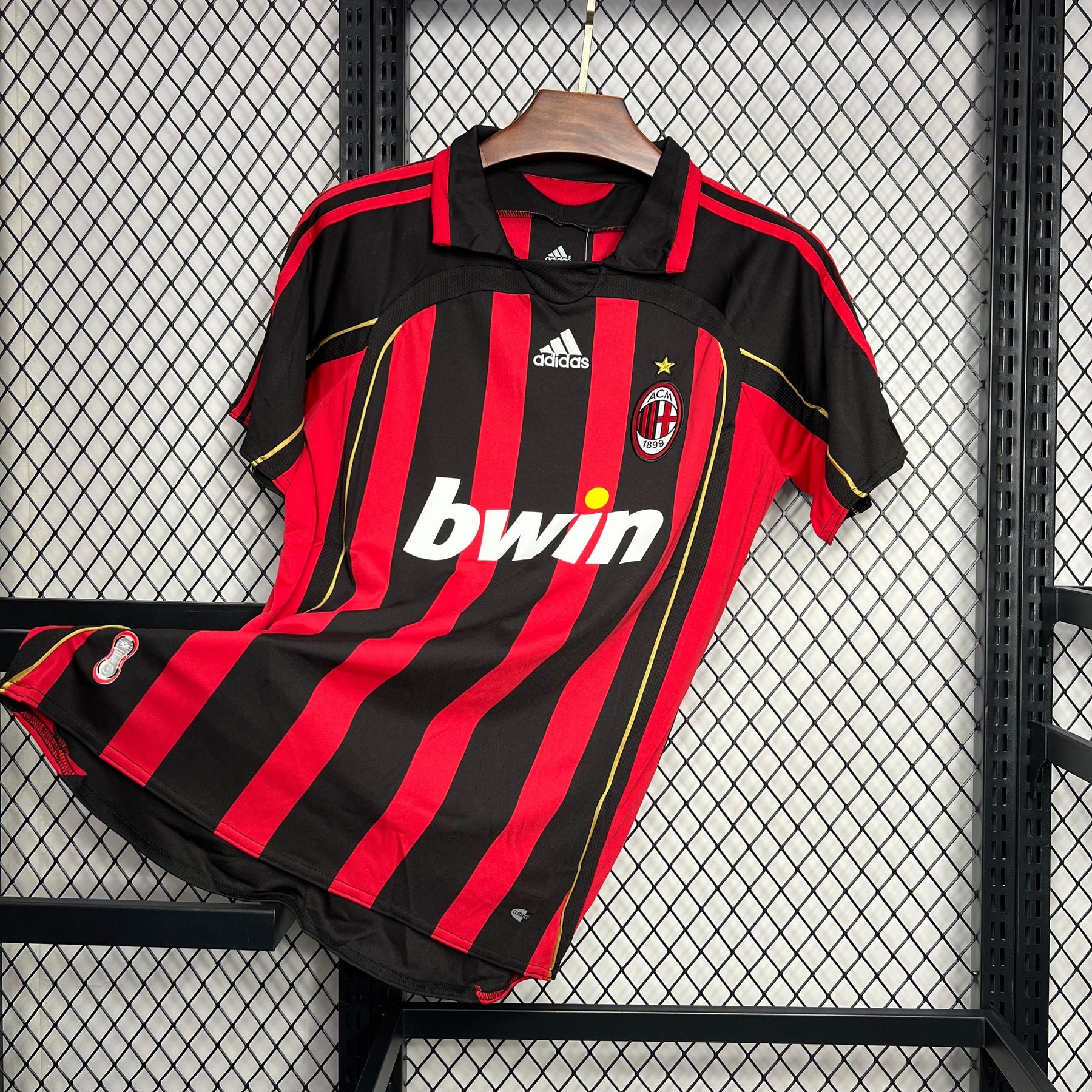 Camisa Milan Home 06/07 - Versão (Retrô)