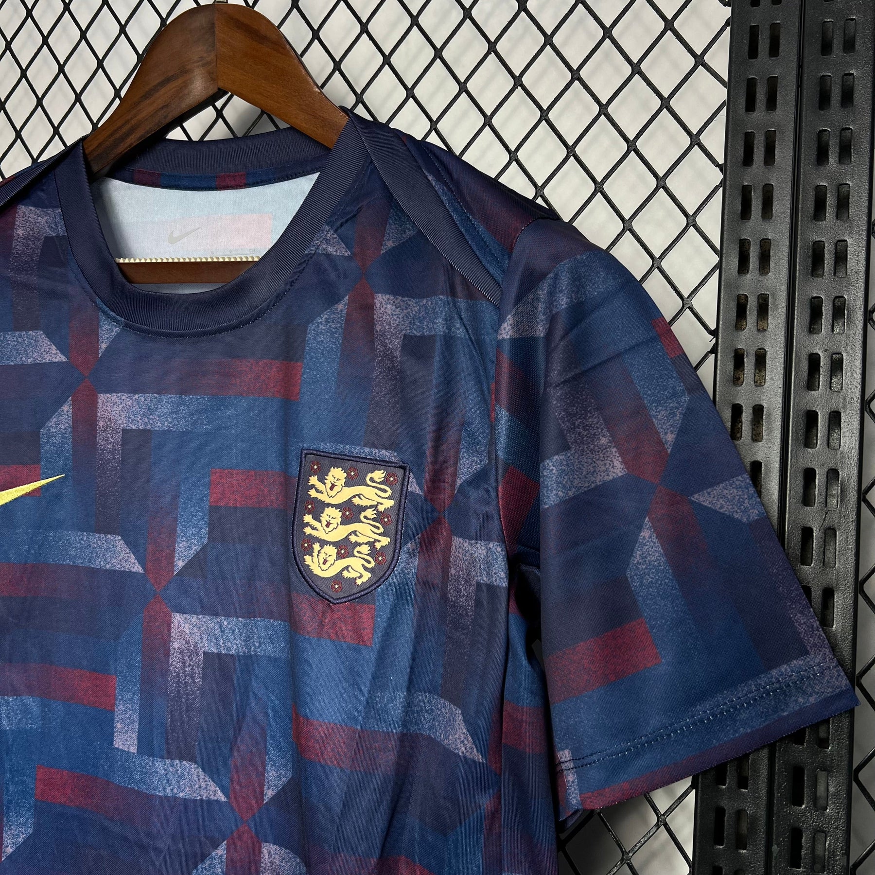 Camisa Inglaterra Pré-Jogo 24/25 - (Torcedor) Masculina