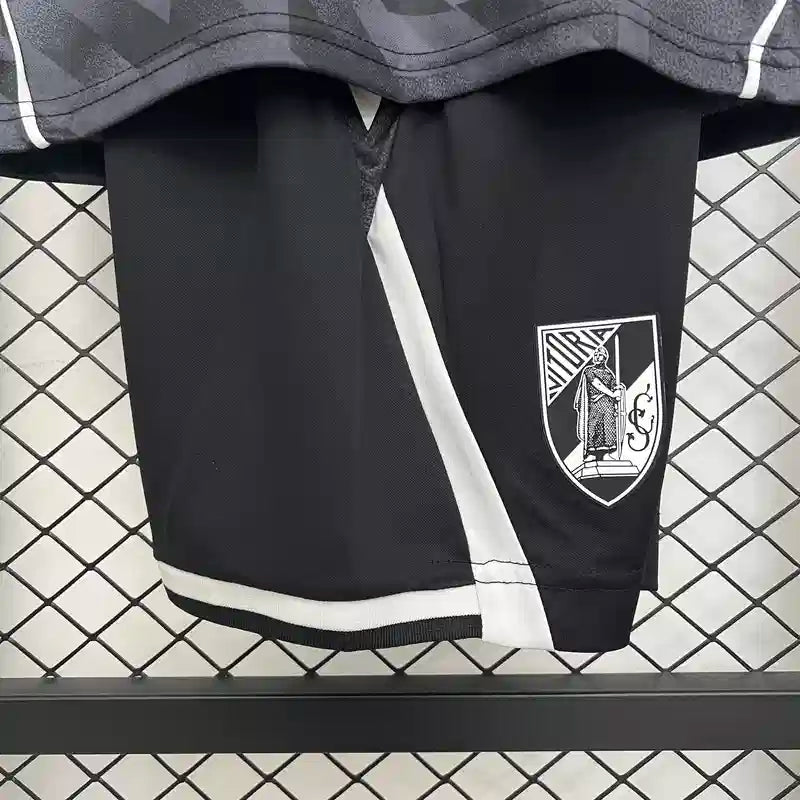 Kit Infantil Vitória de Guimarães 25/26 Away