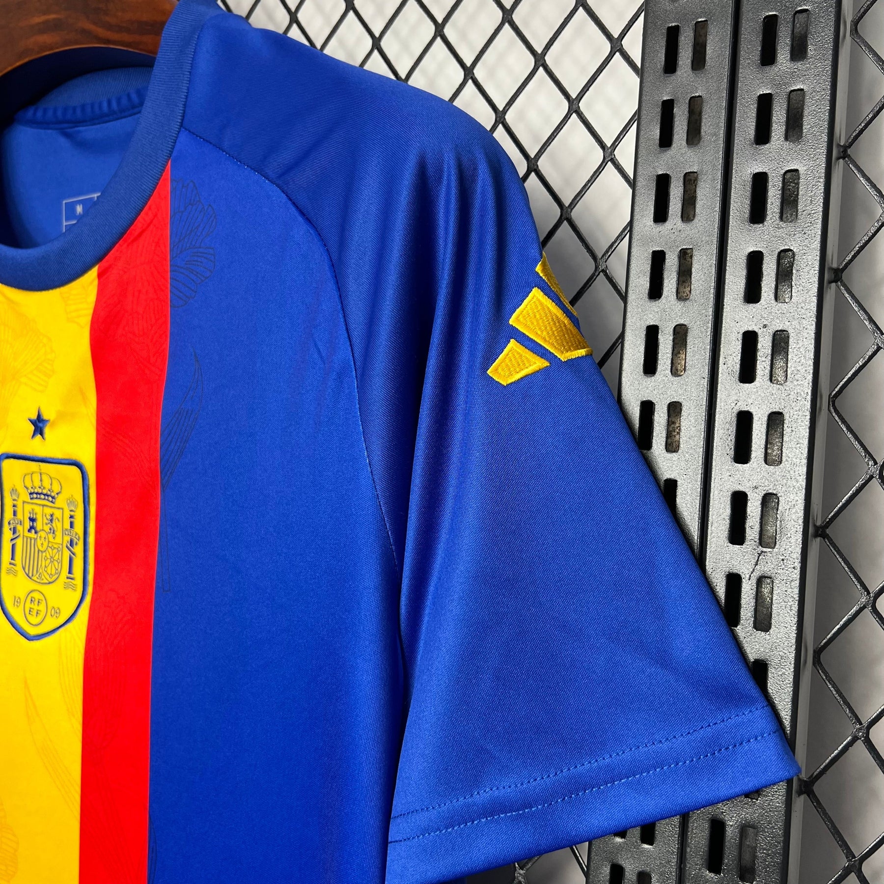 Camisa Espanha Treino 24/25 - Versão (Torcedor) Masculina
