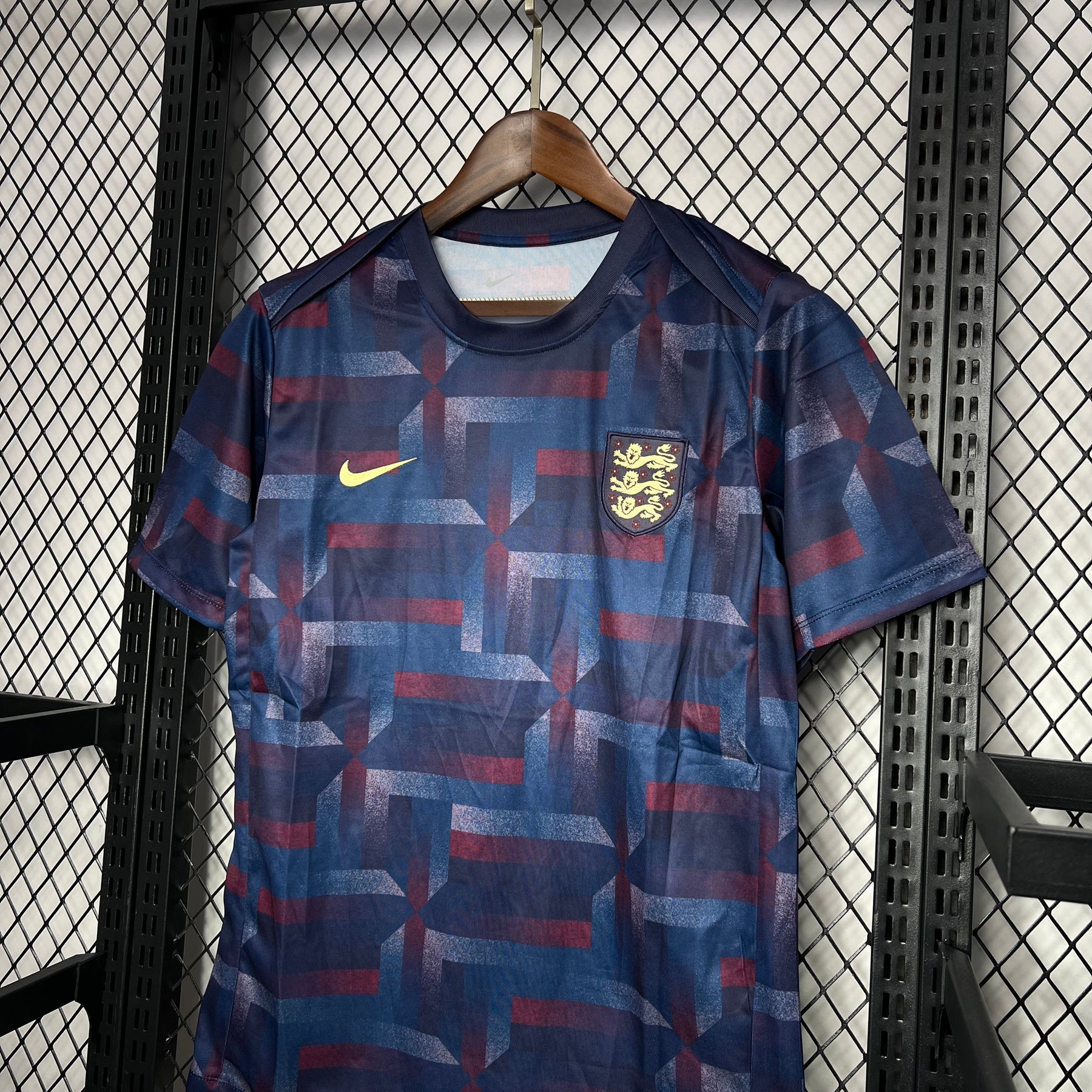Camisa Inglaterra Pré-Jogo 24/25 - (Torcedor) Masculina