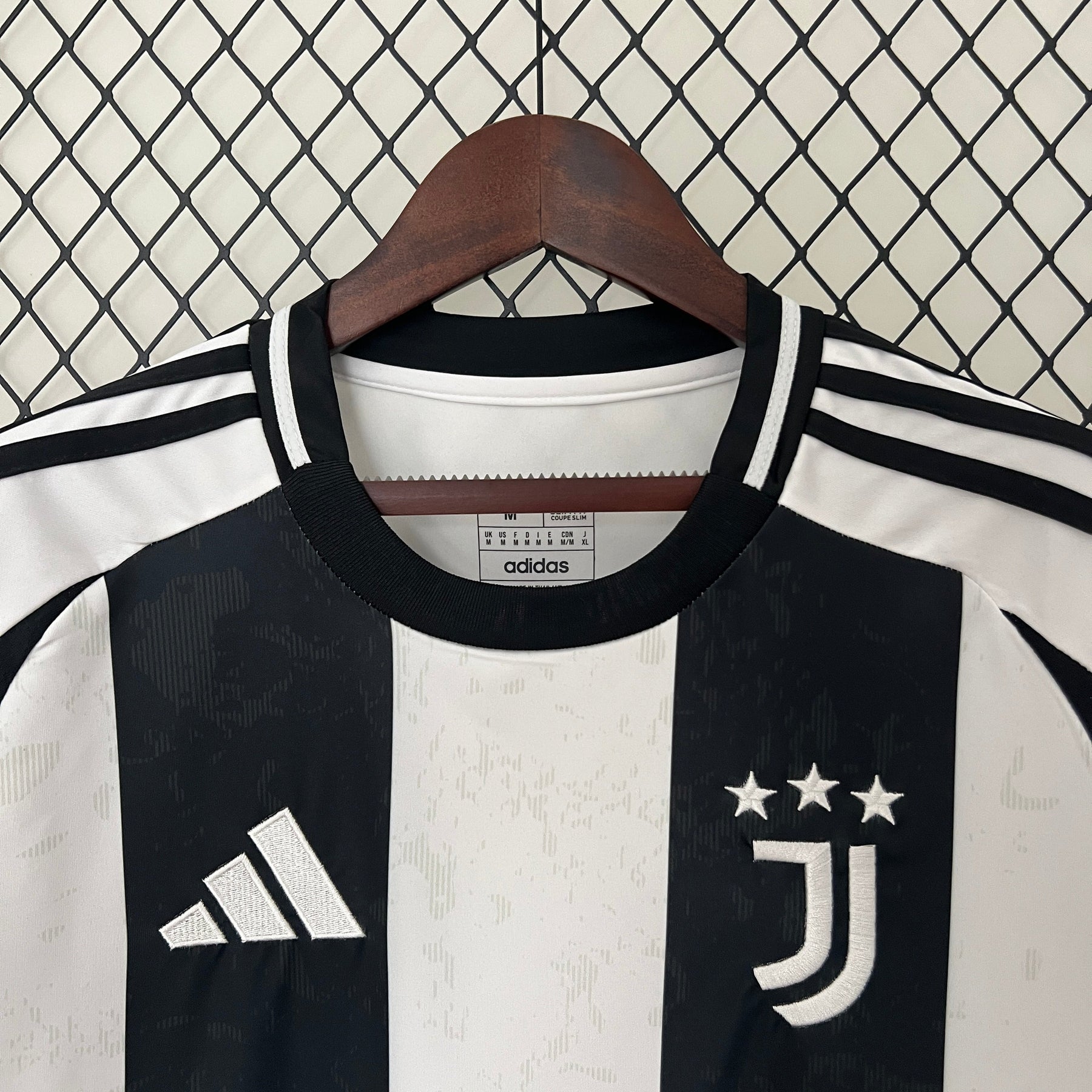 Camisa Juventus Home 24/25 - Adidas (Torcedor) Masculina