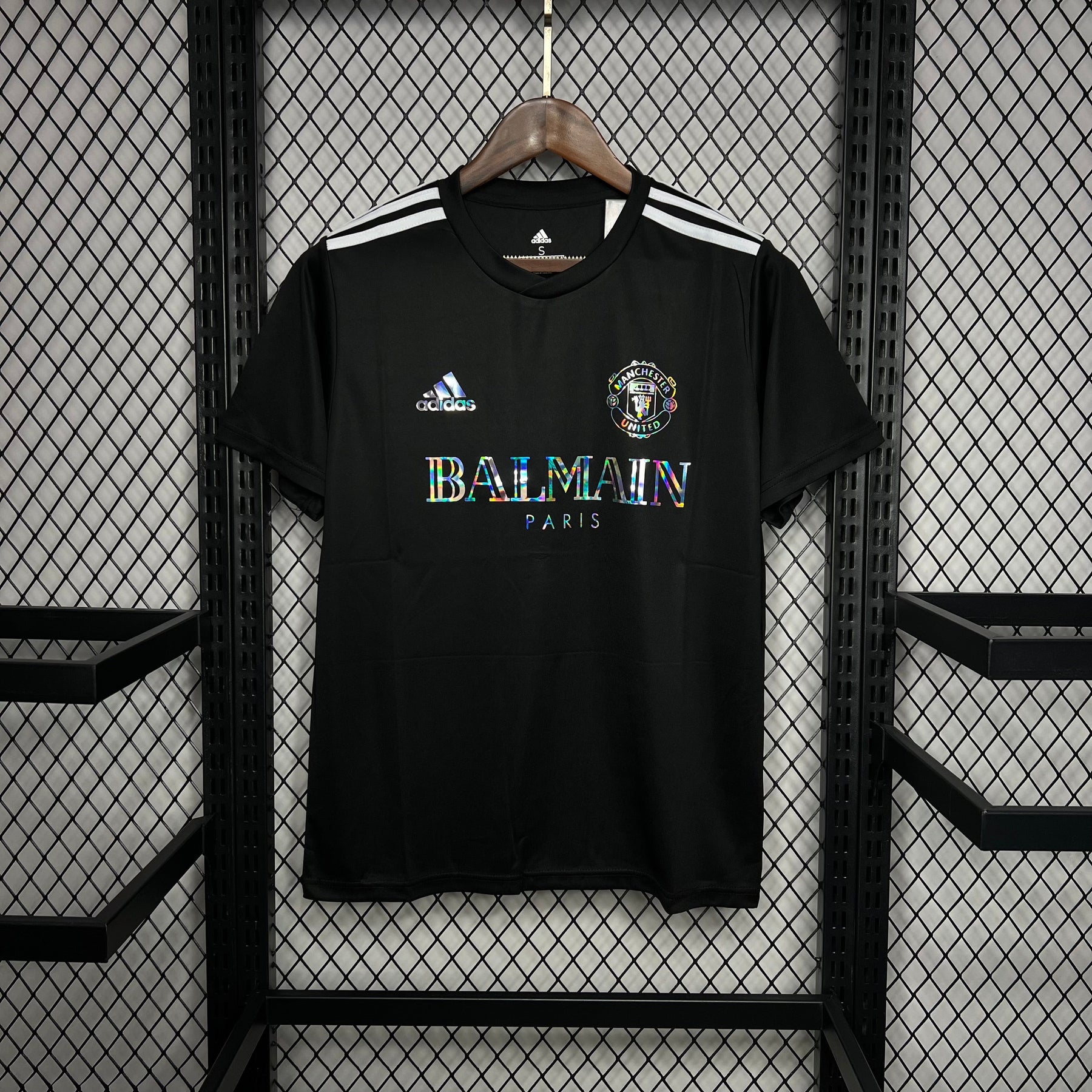 Camisa Manchester United Balmain Edition 24/25 - Versão (Torcedor) Masculina