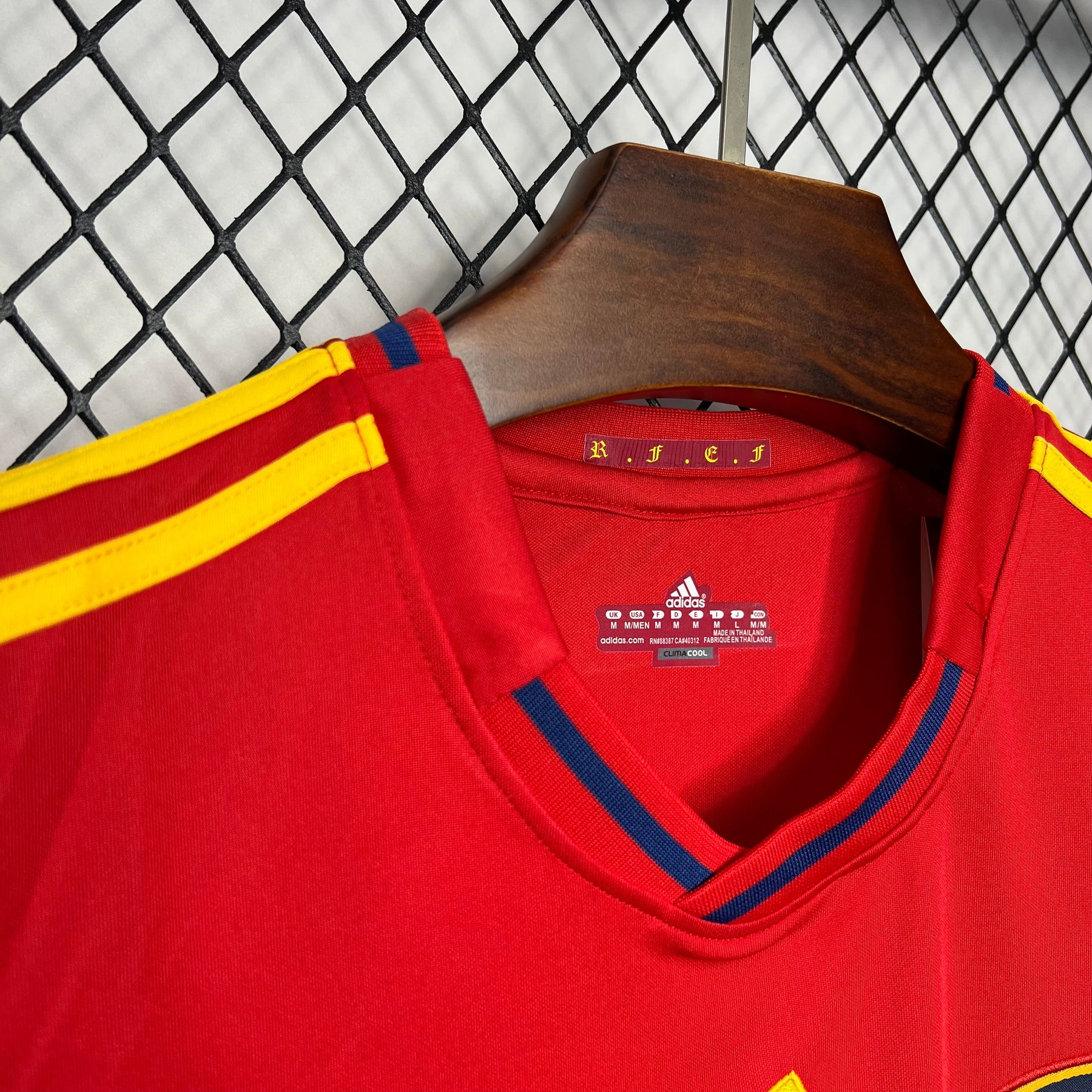 Camisa Espanha Home 2010 - Versão (Retrô)
