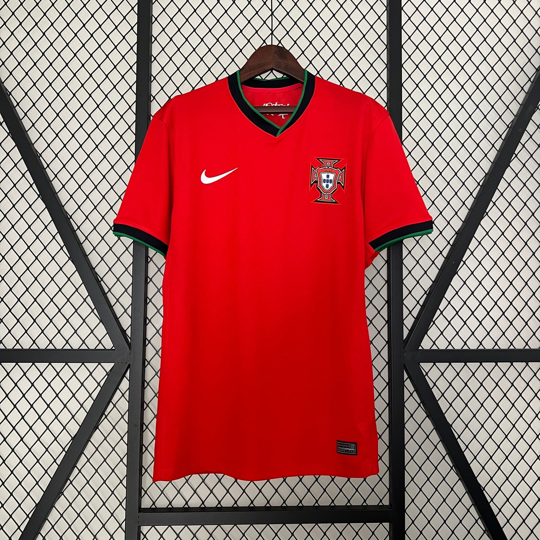Camisa Portugal Home 24/25 - Versão (Torcedor) Masculina