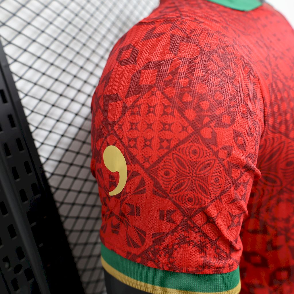 Camisa Portugal Red Edição Especial 24/25 - Versão (Jogador)