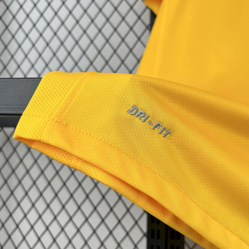 Camisa Brasil Home 2010 - Versão (Retrô)