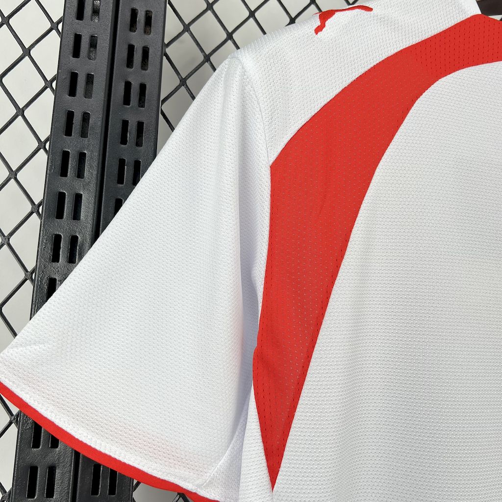 Camisa Stuttgart Home 06/07 - Versão (Retrô)