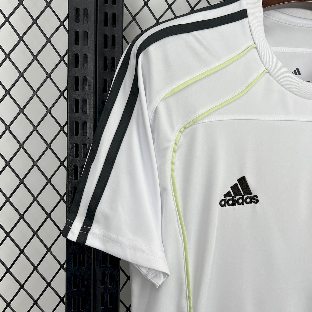 Camisa Real Madrid Leisure 25/26 - (Torcedor) Masculina