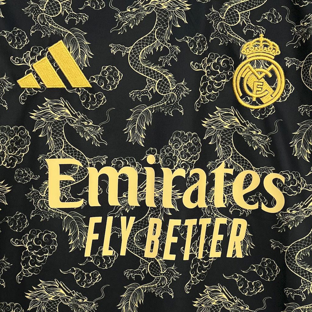 Camisa Real Madrid Black Golden Dragon Edition 25/26 - (Torcedor) Masculina