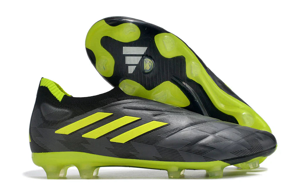 Chuteira Adidas Copa Pure+ FG (Preta)