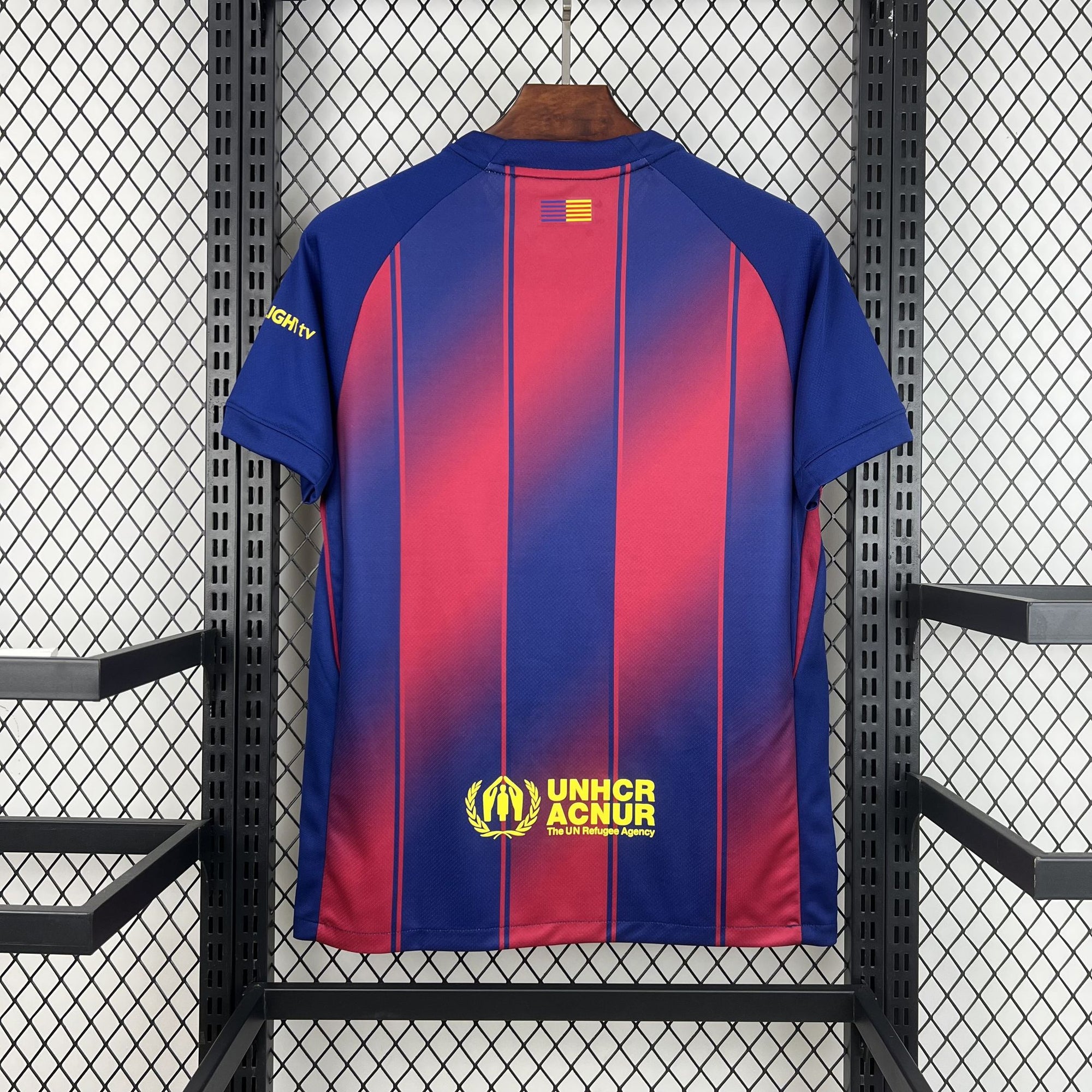 Camisa Barcelona 25/26 Home (Olivia Rodrigo) - (Torcedor)