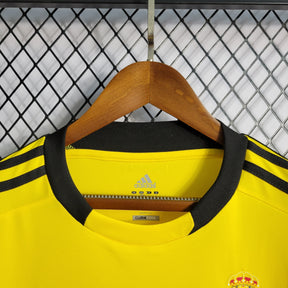 Camisa Real Madrid Goleiro Amarela 11/12 - Versão (Retrô)