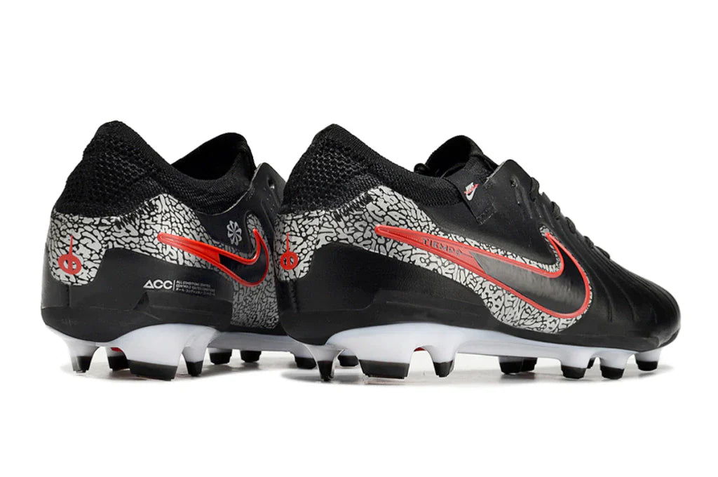 Chuteira Nike Tiempo Legend 10 FG - Preto e Vermelho