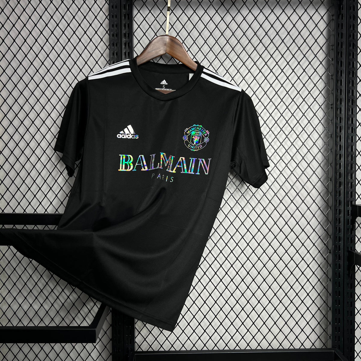 Camisa Manchester United Balmain Edition 24/25 - Versão (Torcedor) Masculina