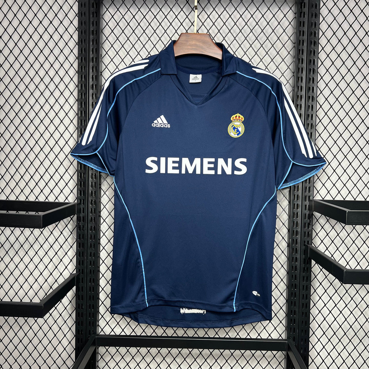 Camisa Real Madrid Reserva 05/06 - Versão (Retrô)