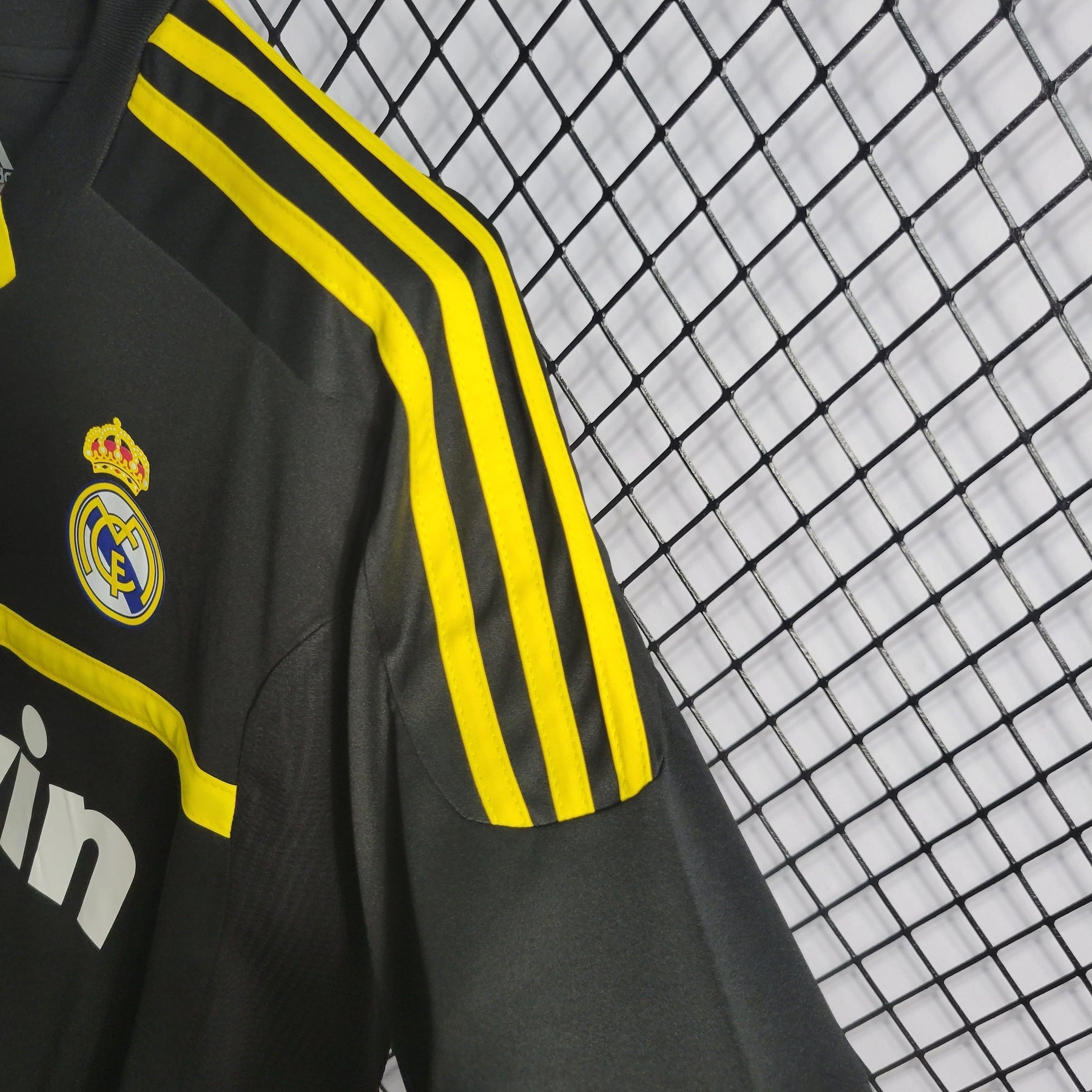 Camisa Real Madrid Goleiro Preta 11/12 - Versão (Retrô)