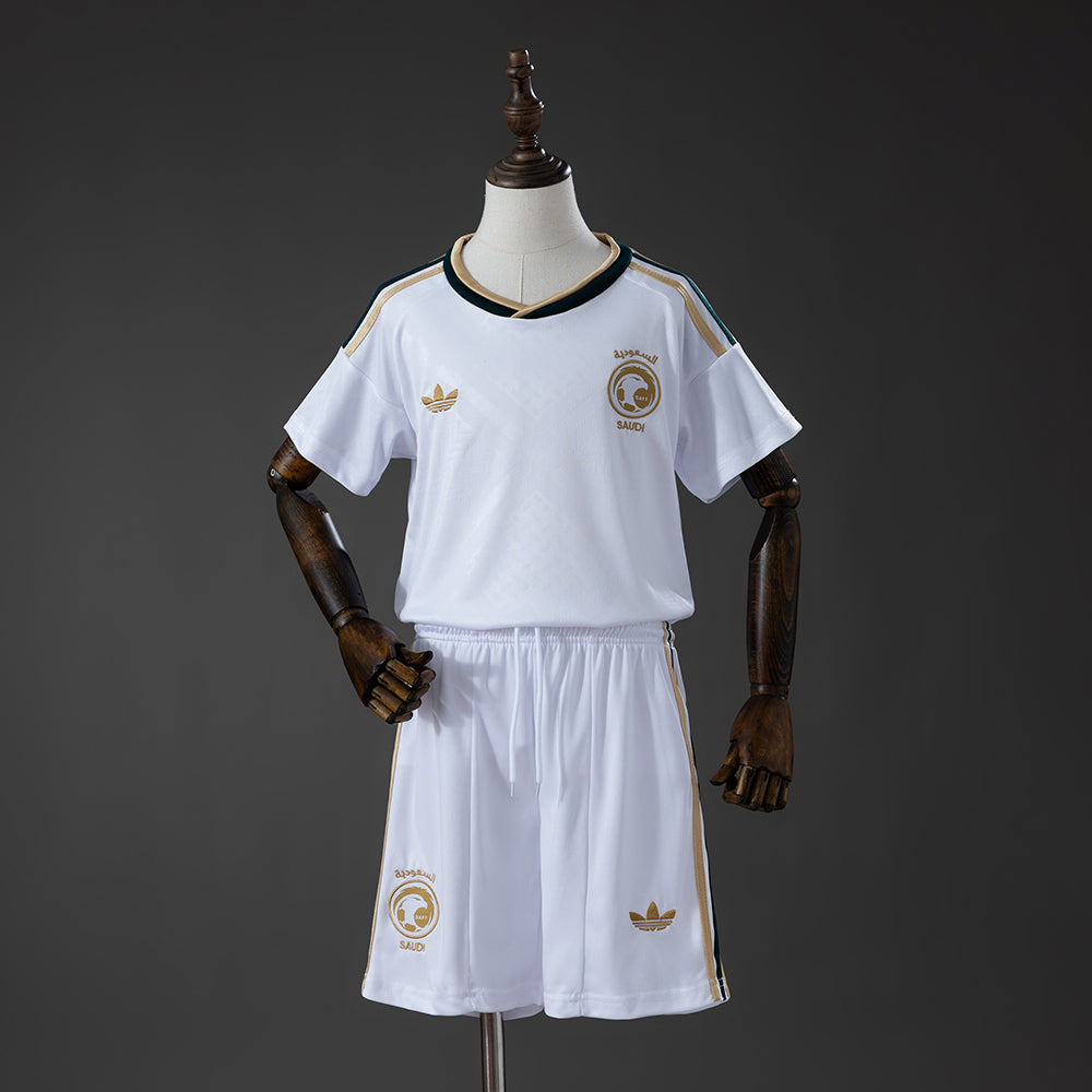 Kit Infantil Arábia Saudita 2026 Away