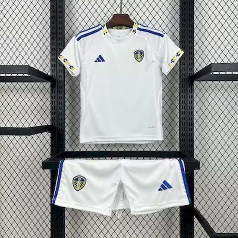 Kit Infantil Leeds United 25/26 Home
