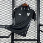 Camisa Sevilla 25/26 Travel - (Masculina) Polo