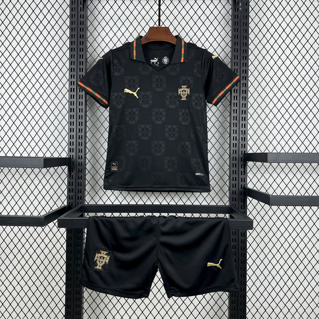 Kit Infantil Portugal 2026 Pantera Negra