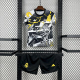 Kit Infantil Real Madrid 25/26 Pré-Jogo (Marvel)