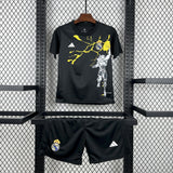 Kit Infantil Real Madrid 25/26 Travel (Marvel)