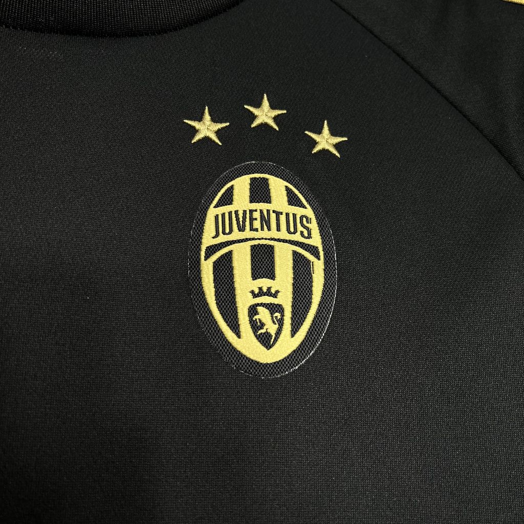 Camisa Juventus lll 15/16 - Versão (Retrô)