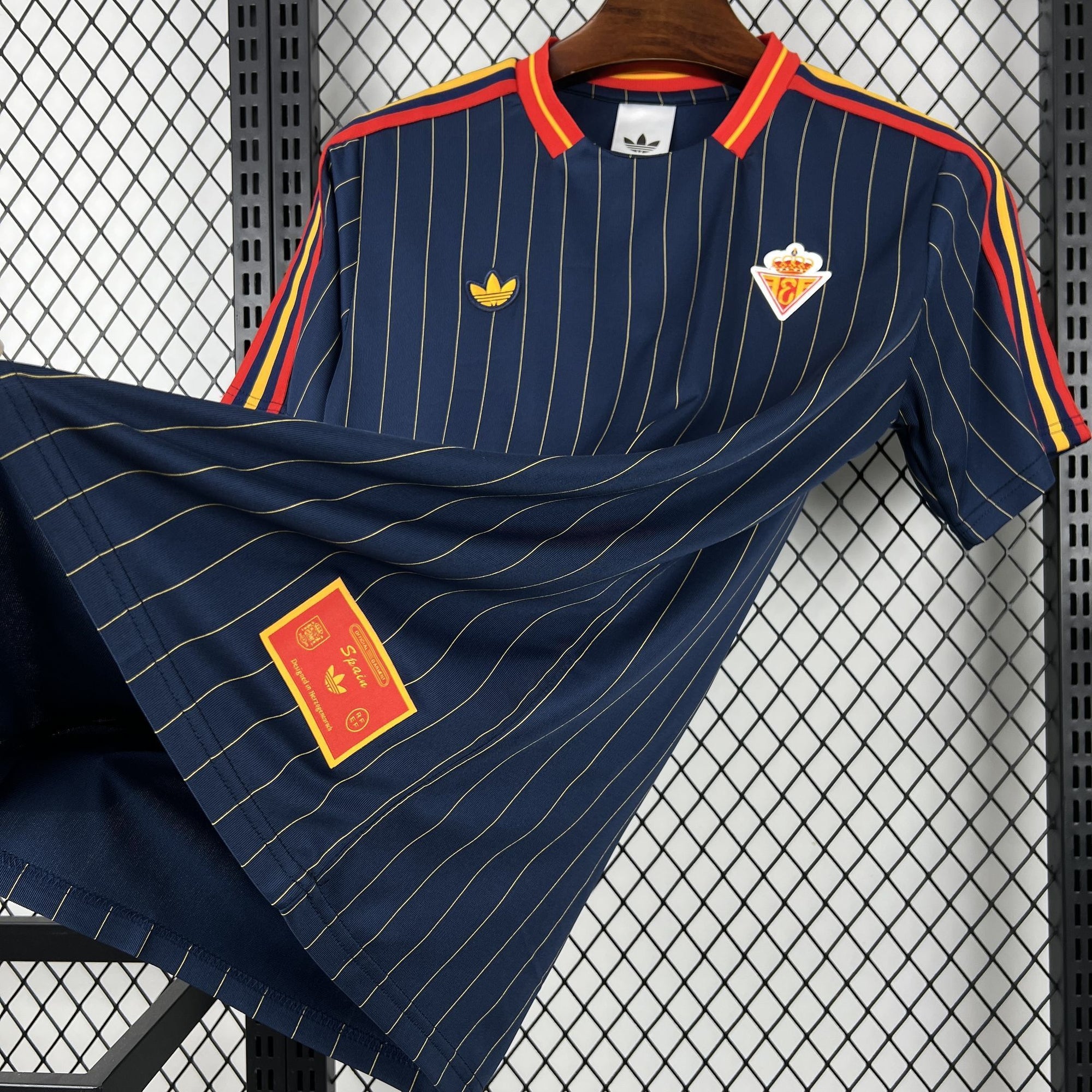 Camisa Espanha 2026 Terrace Icons - (Torcedor)