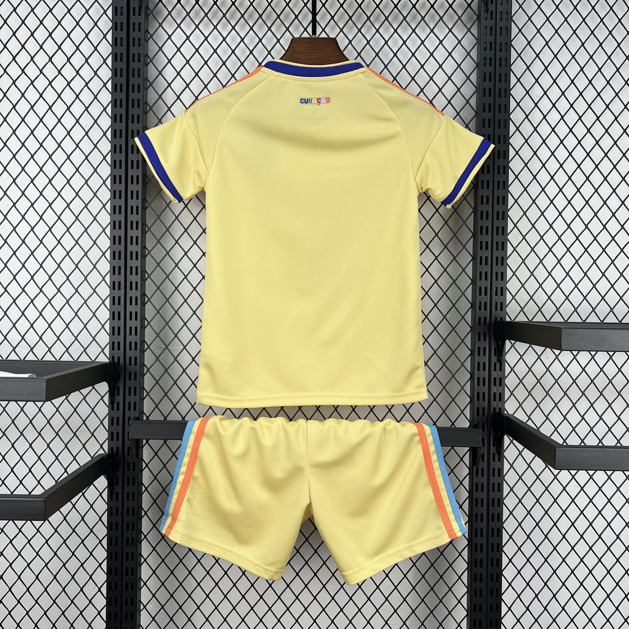 Kit Infantil Curaçao 2026 Away