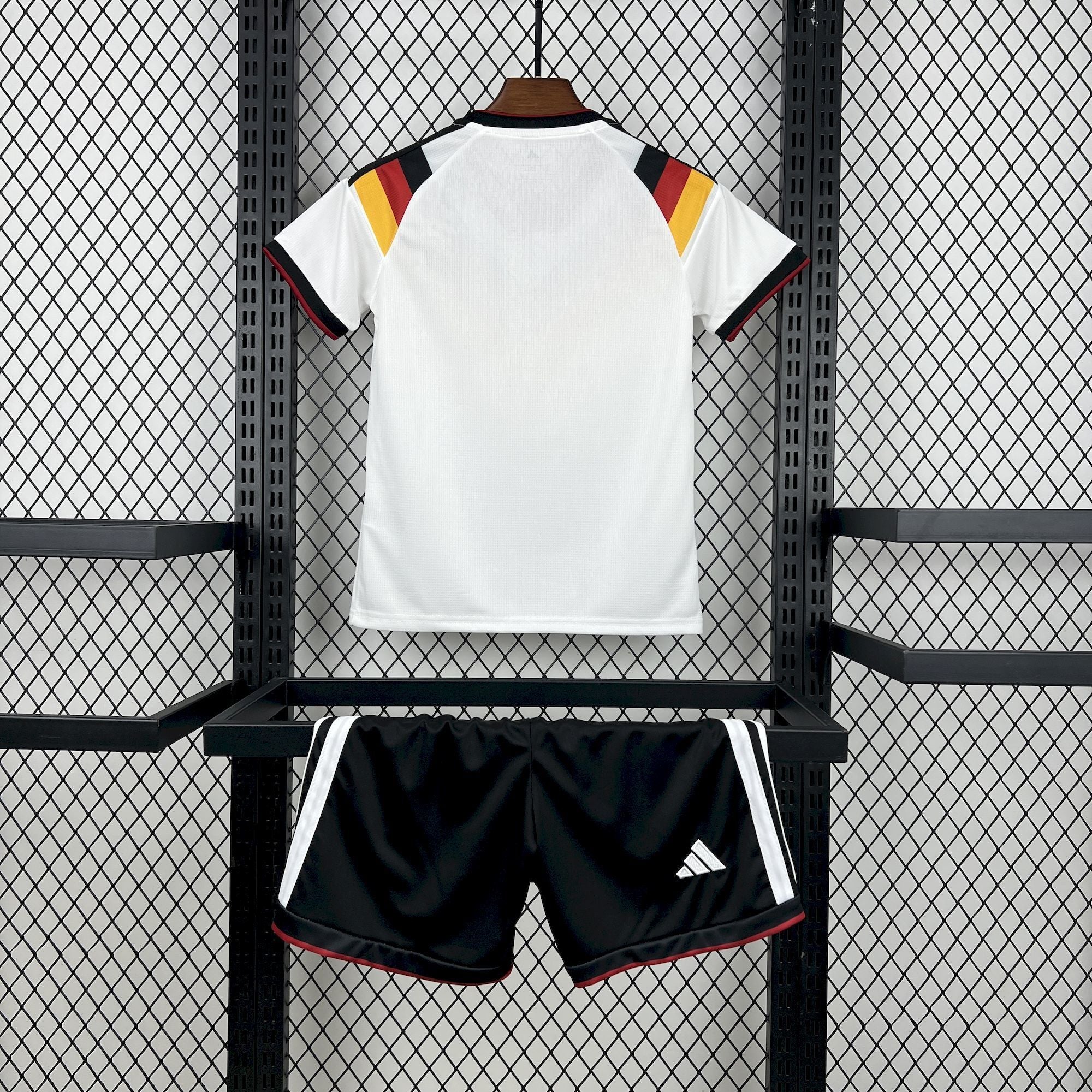 Kit Infantil Alemanha 2026 Home