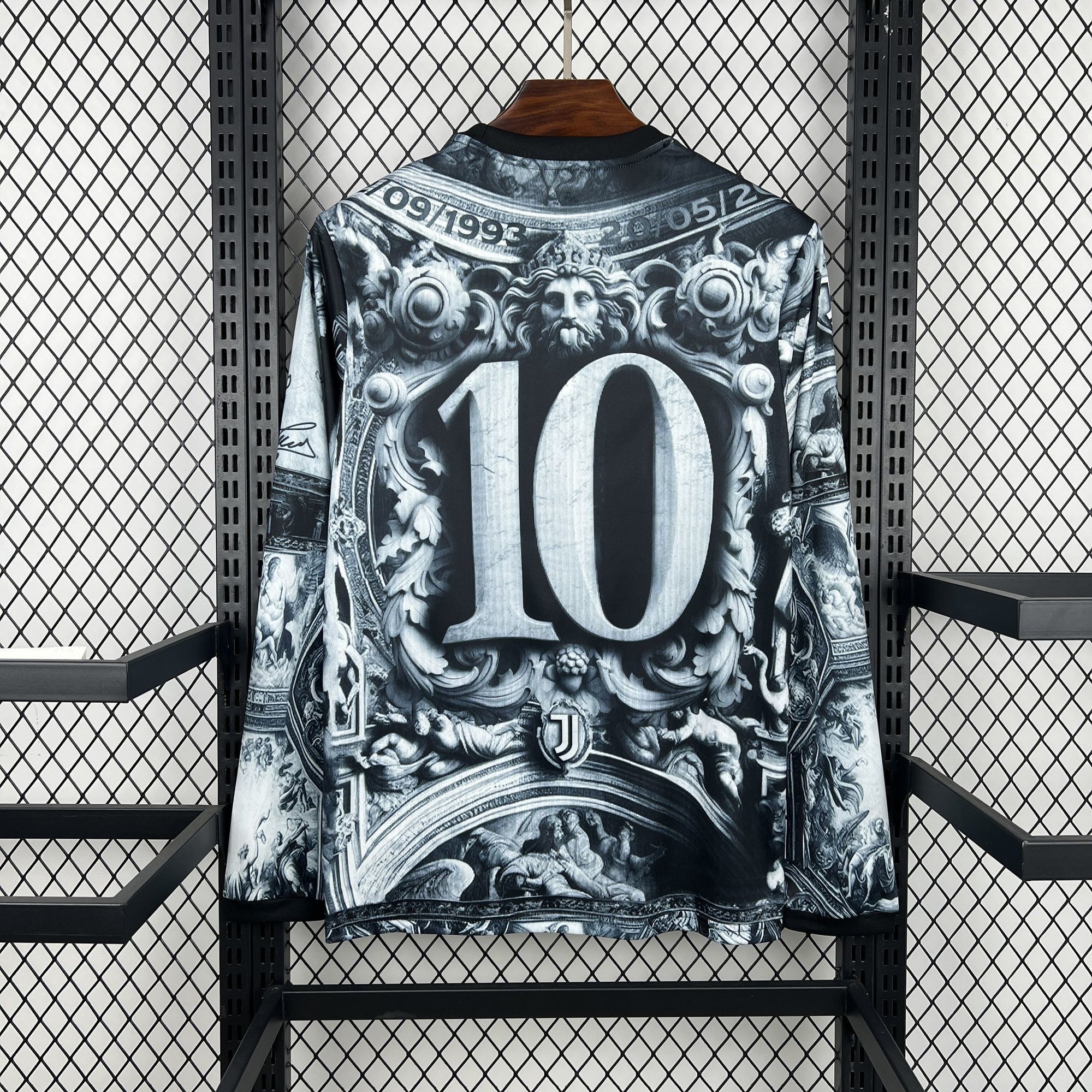 Camisa Juventus 25/26 Pré-Jogo (Del Piero) - (Torcedor) Manga Longa