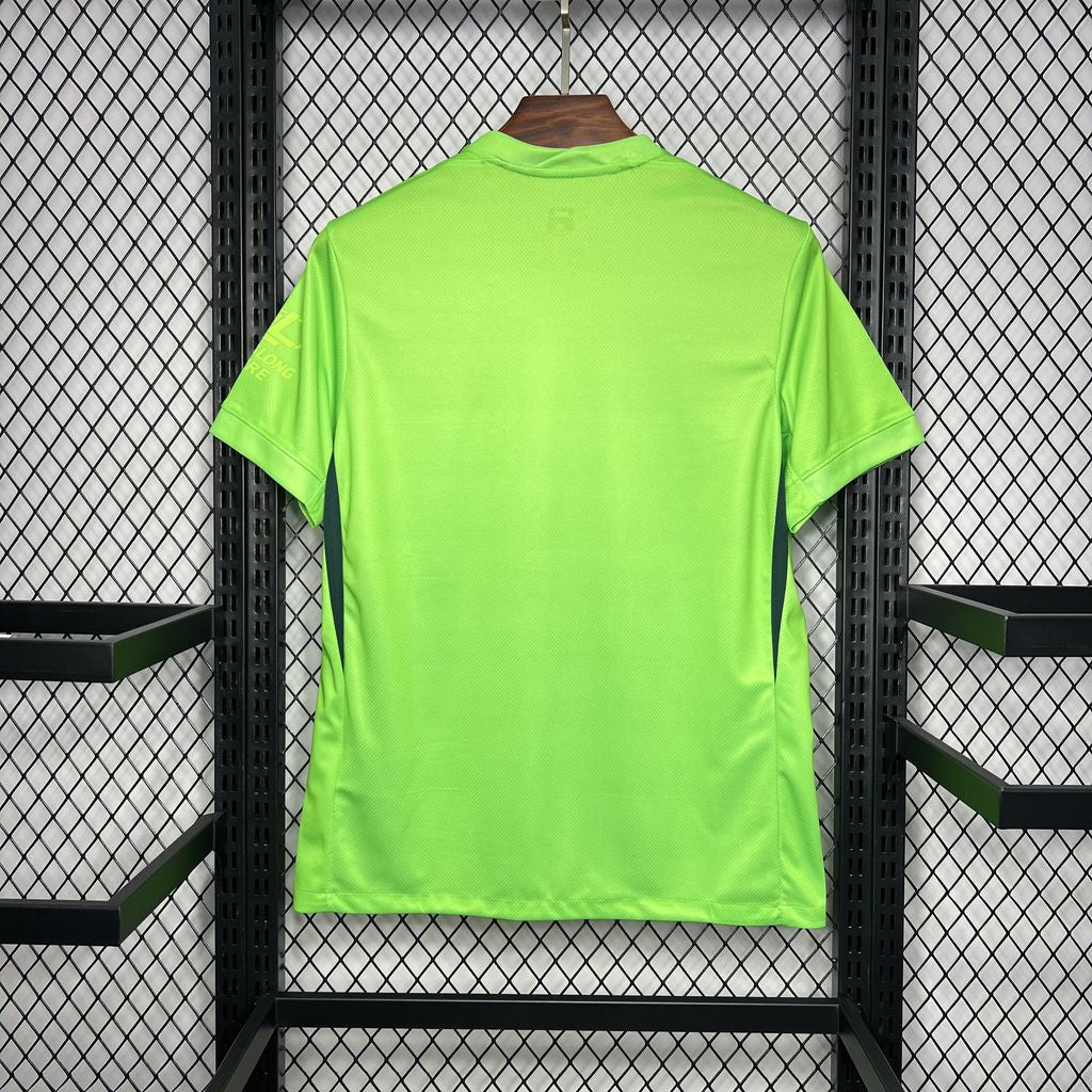 Camisa Wolfsburg Home 24/25 - Versão (Torcedor) Masculina