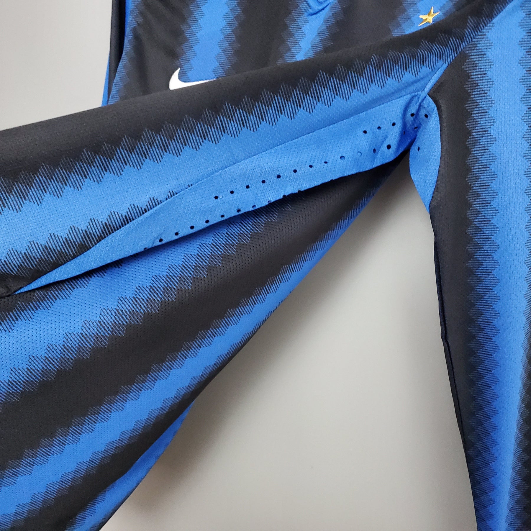 Camisa Inter de Milão Titular 10/11 - Versão (Retrô) Manga Comprida