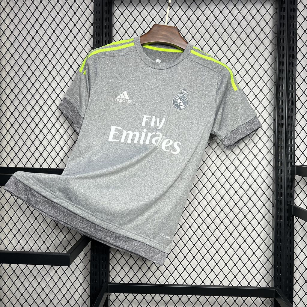 Camisa Real Madrid Reserva 15/16 - Versão (Retrô)