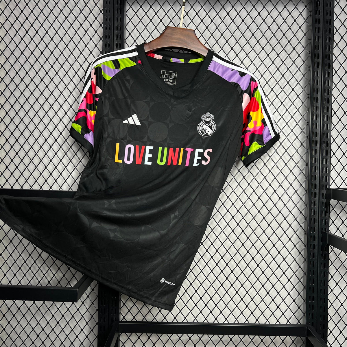 Camisa Real Madrid Treino 24/25 - Adidas (Torcedor) Masculina