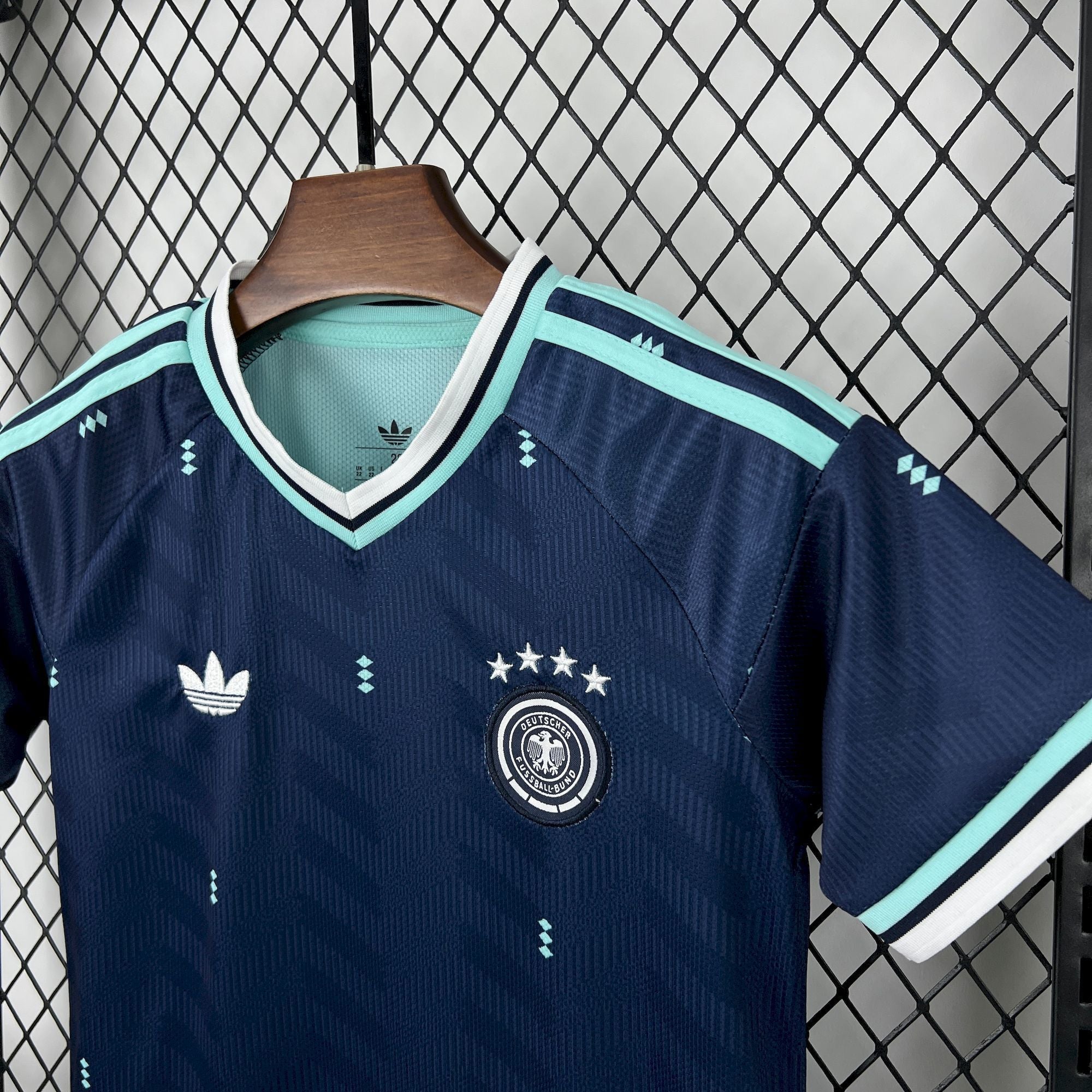 Kit Infantil Alemanha 2026 Away