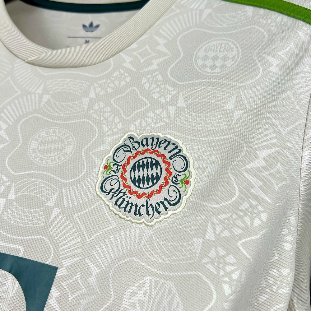 Camisa Bayern de Munique 25/26 Oktoberfest - (Torcedor) Manga Longa