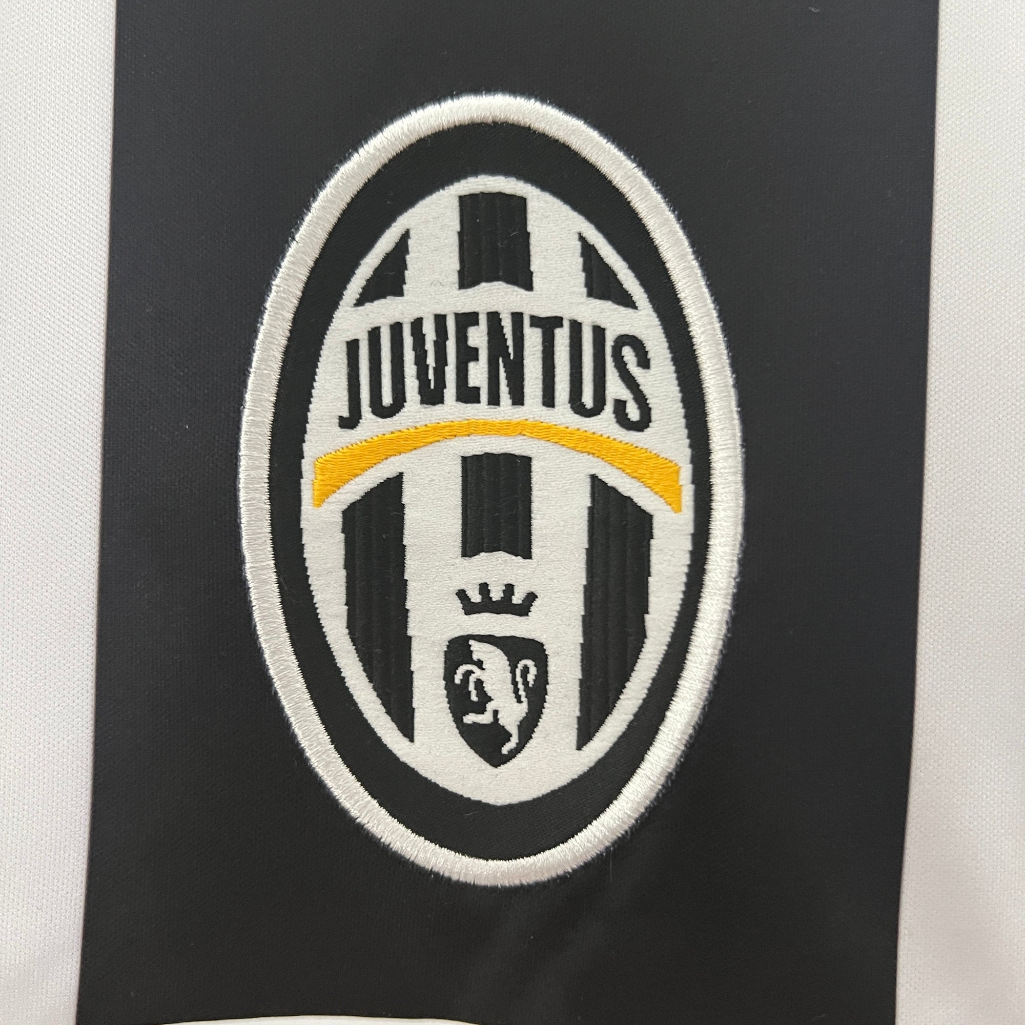 Camisa Juventus 04/05 Home - (Retrô)
