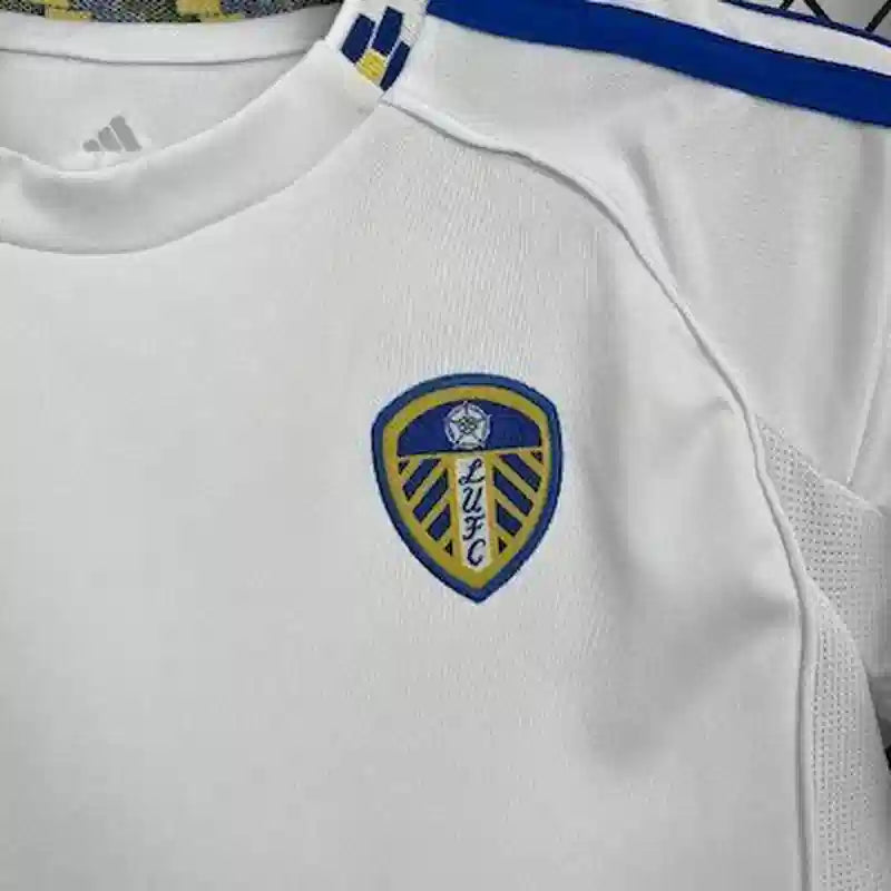 Kit Infantil Leeds United 25/26 Home