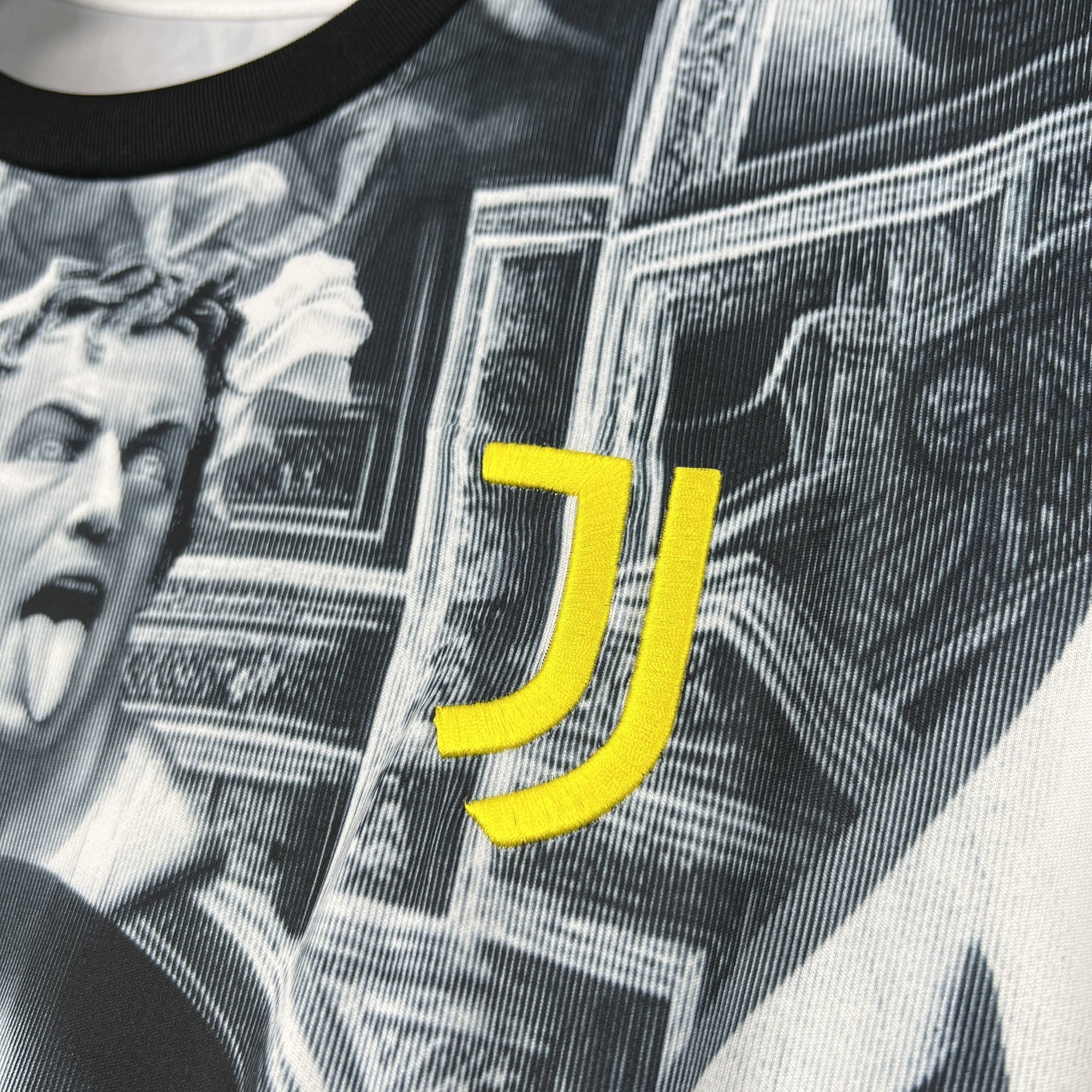 Camisa Juventus 25/26 Pré-Jogo (Del Piero) - (Torcedor)