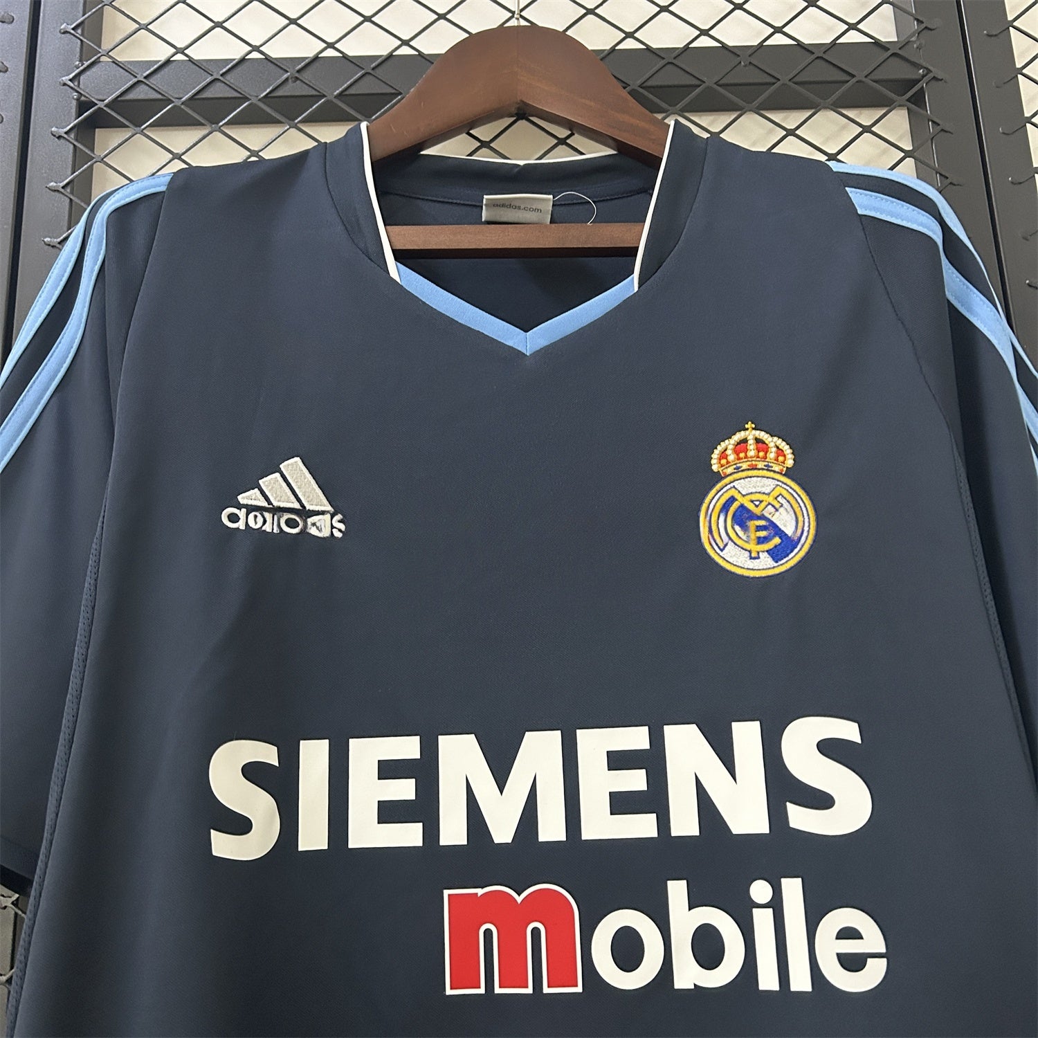 Camisa Real Madrid 03/04 Away - (Retrô)