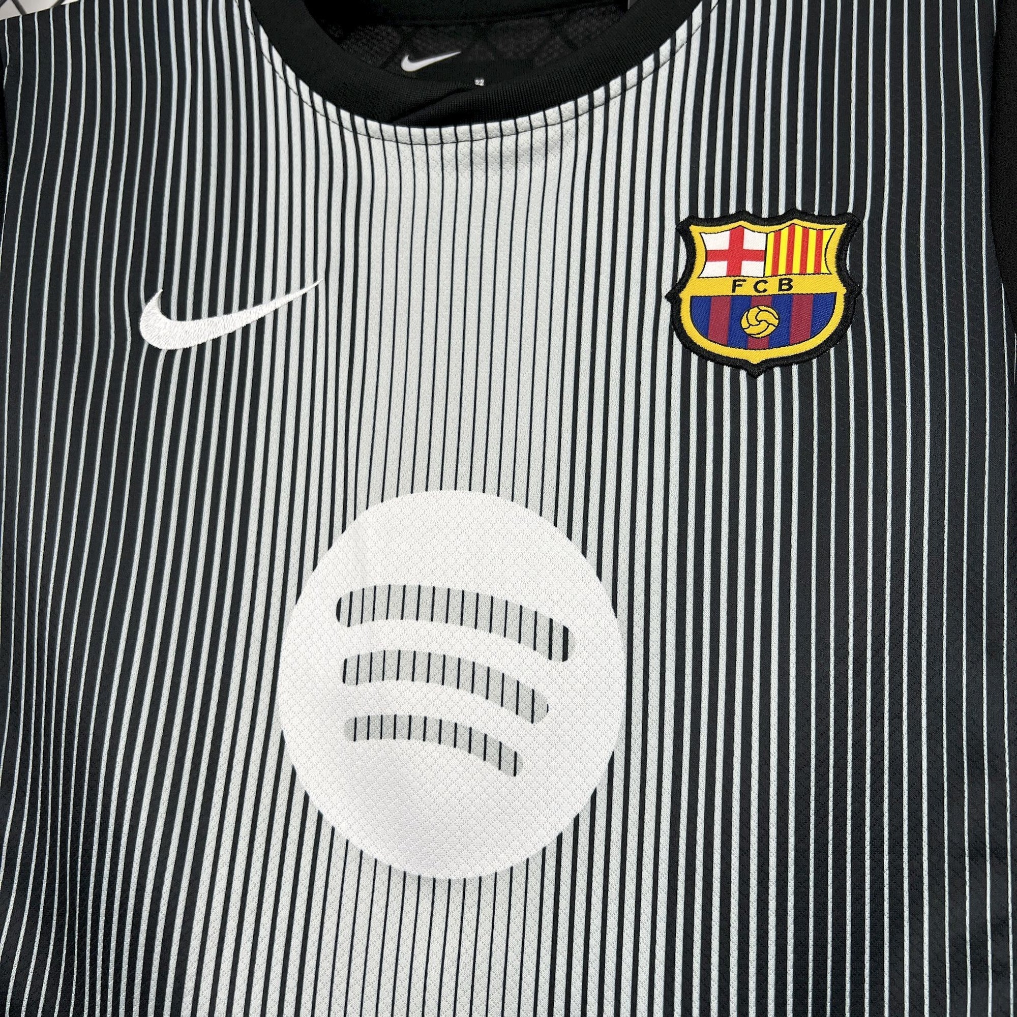 Kit Infantil Barcelona 25/26 Goleiro Edição Especial