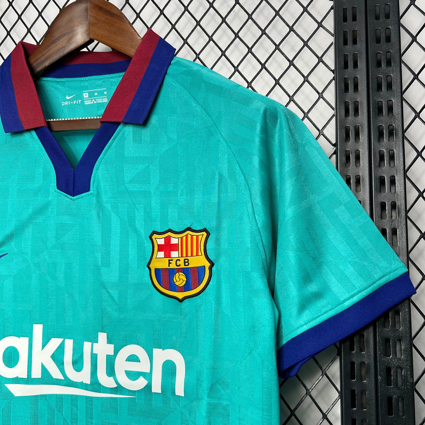 Camisa Barcelona lll 19/20 - Versão (Retrô)