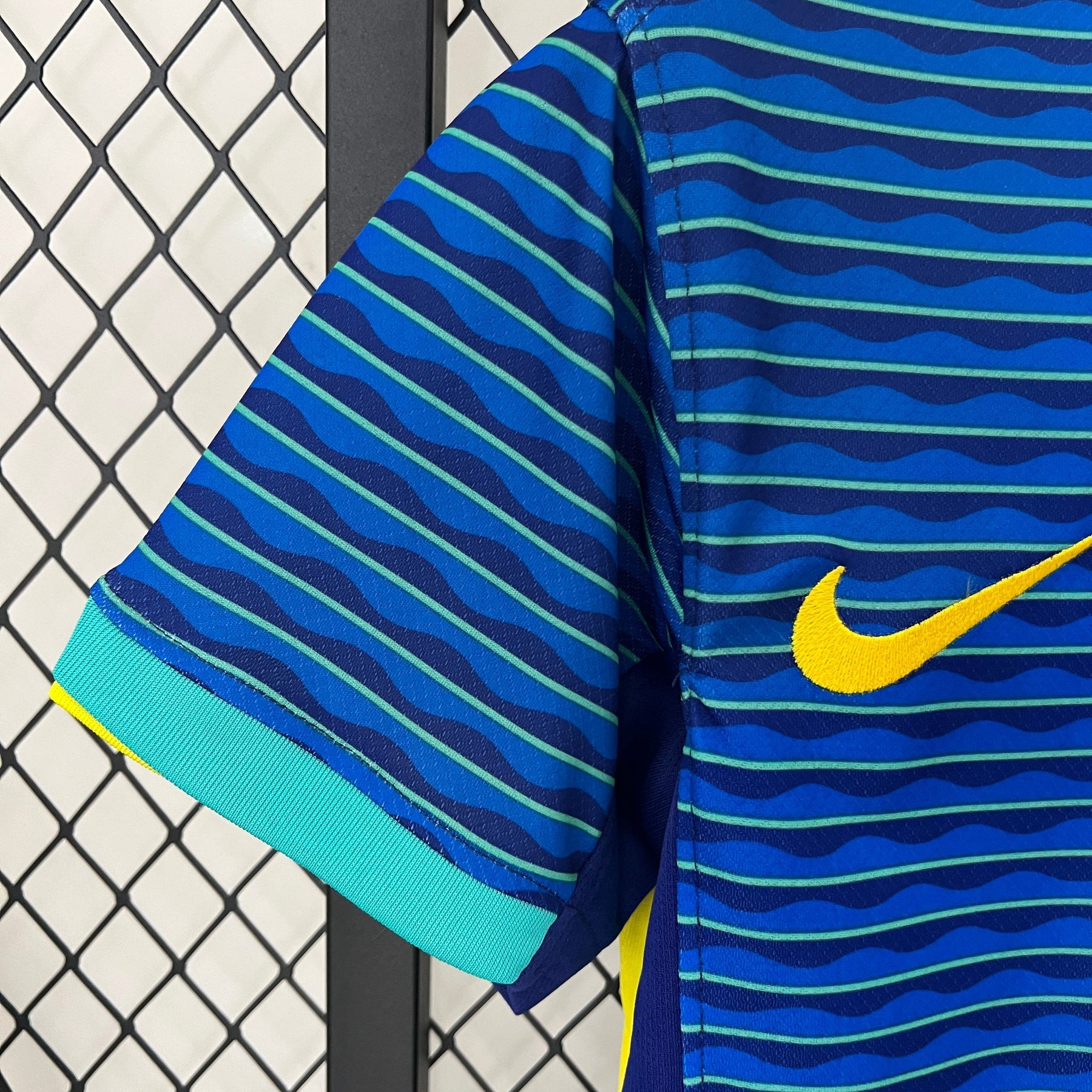 Camisa Brasil Away 24/25 - Versão (Feminina)