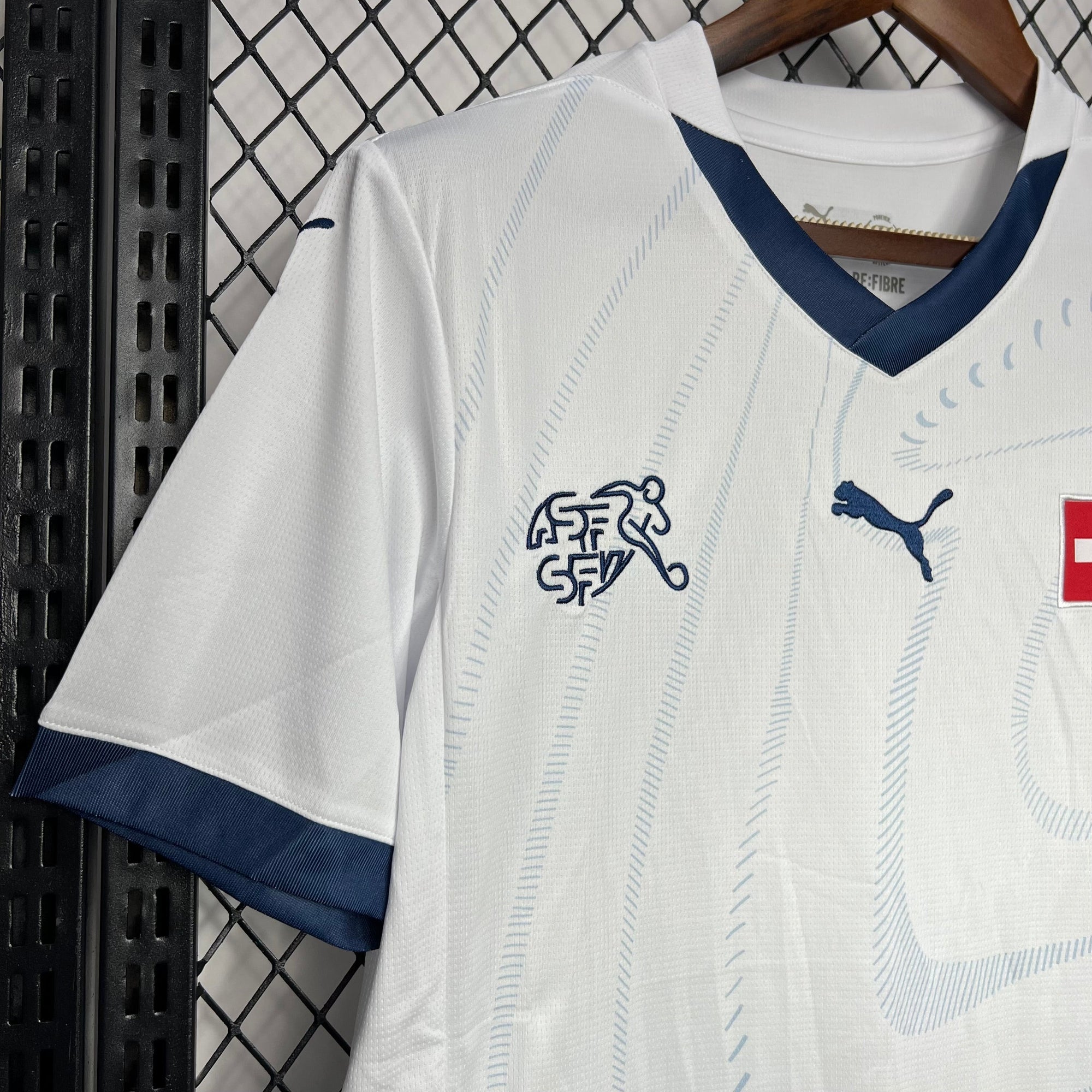 Camisa Suíça Feminino 2025 Away - (Torcedor)