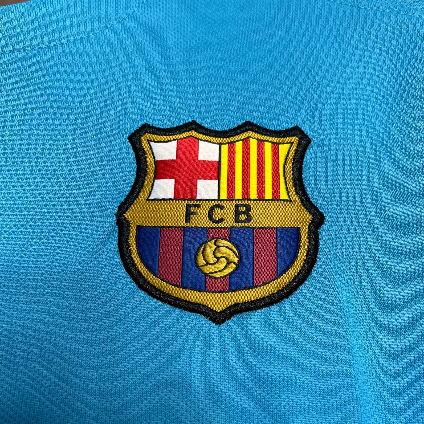 Camisa Barcelona lll 15/16 - Versão (Retrô)