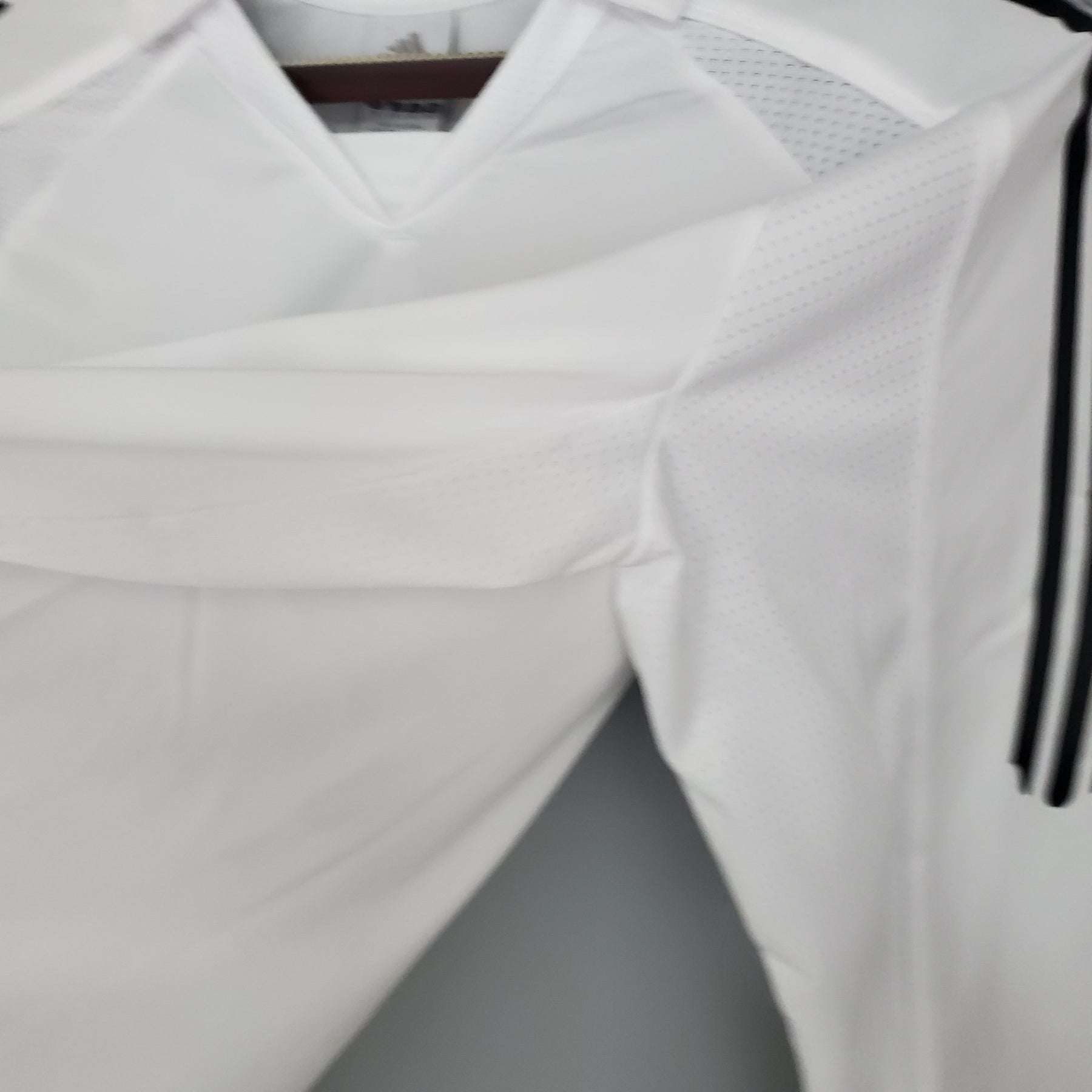 Camisa Real Madrid Titular 05/06 - Versão (Retrô) Manga Comprida