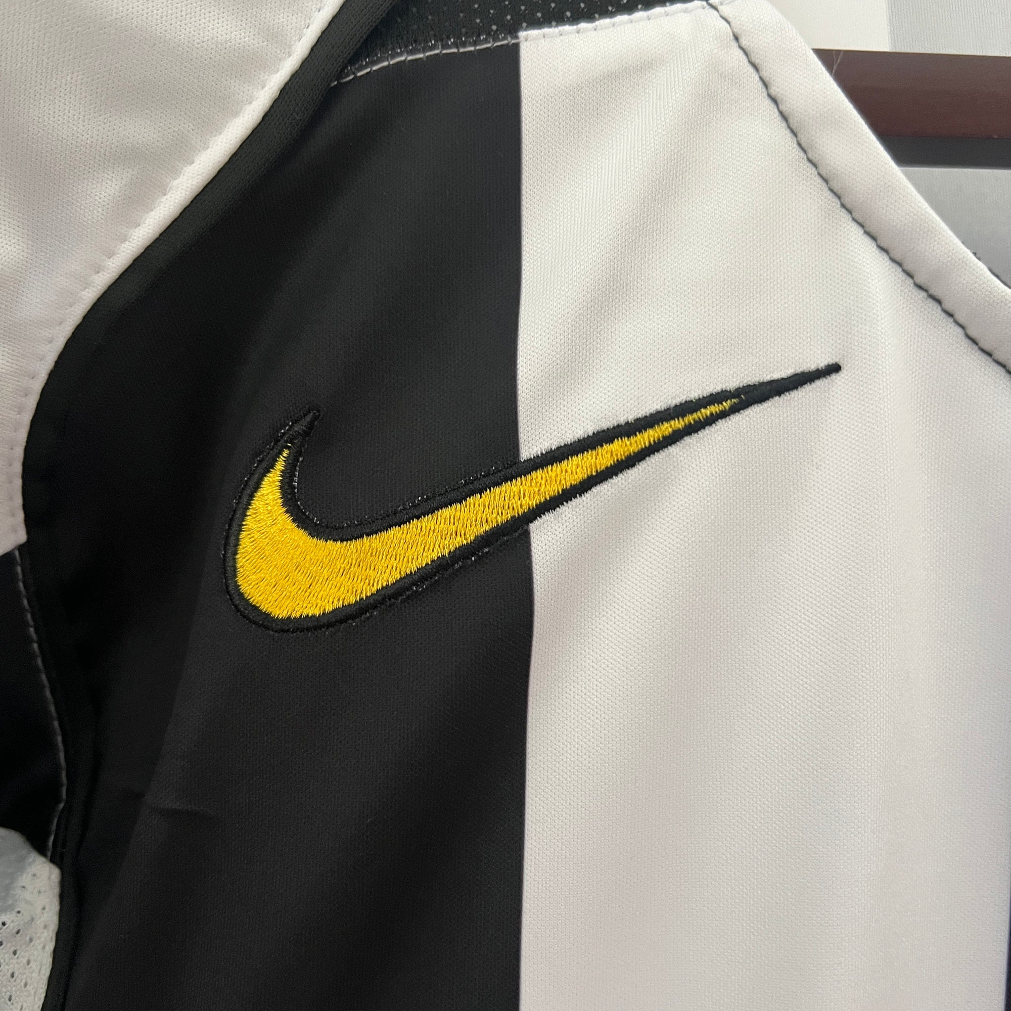Camisa Juventus 04/05 Home - (Retrô)